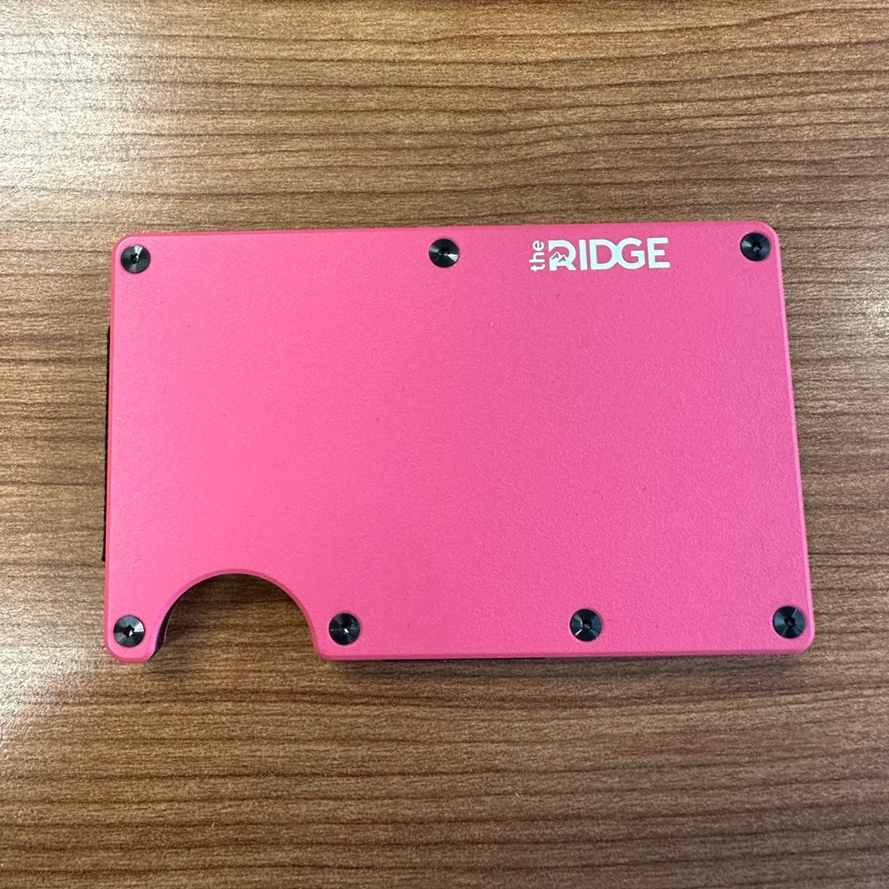 The Ridge Wallet in Pink